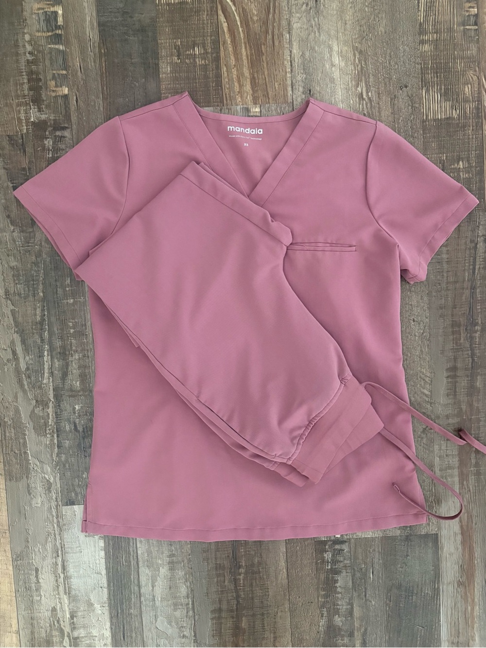 Mandala Women's Mauve Pink Scrub Set